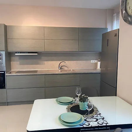 Apartment In The Park - Sandanski